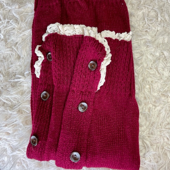 Boot Socks Cozy Cranberry Color - Picture 2 of 3